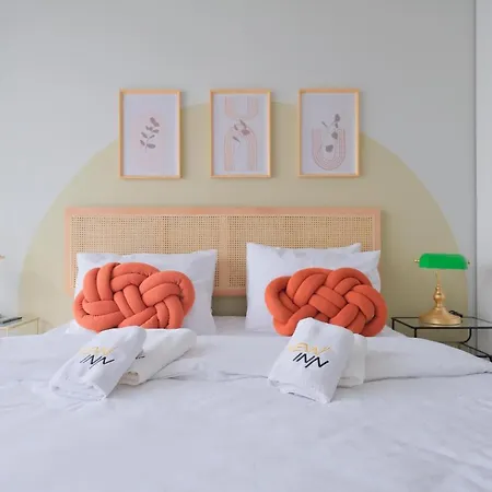 Roya Nova By Newinn 아파트 *