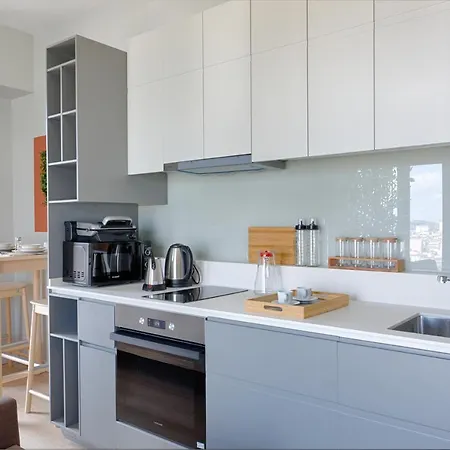 Roya Nova By Newinn Lägenhet