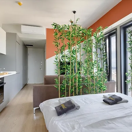 Roya Nova By Newinn Apartman