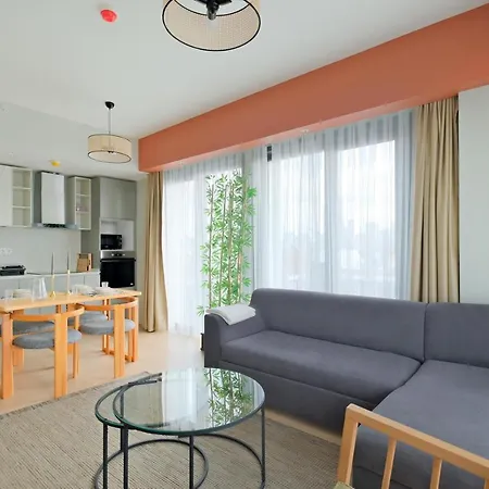 Roya Nova By Newinn Apartman